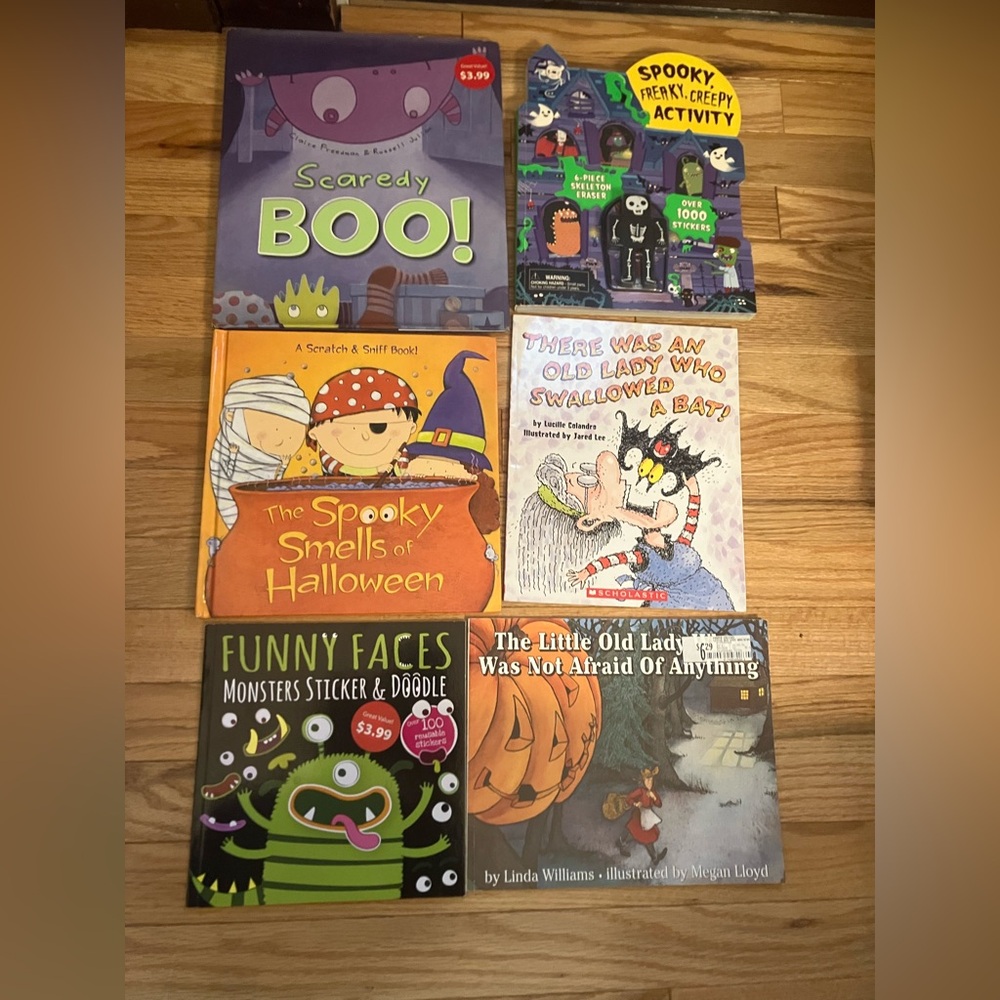 Halloween book lot